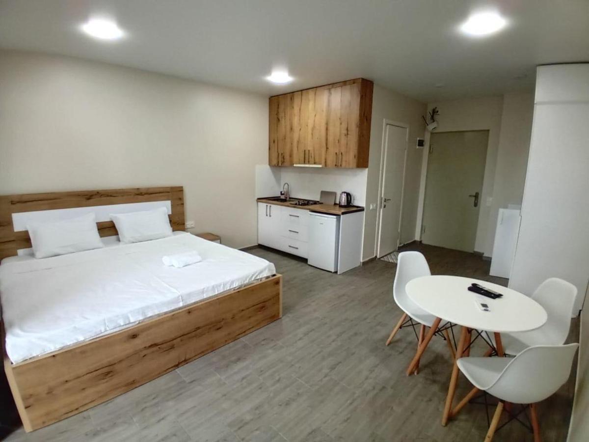 Central Park Apartment Batum Dış mekan fotoğraf
